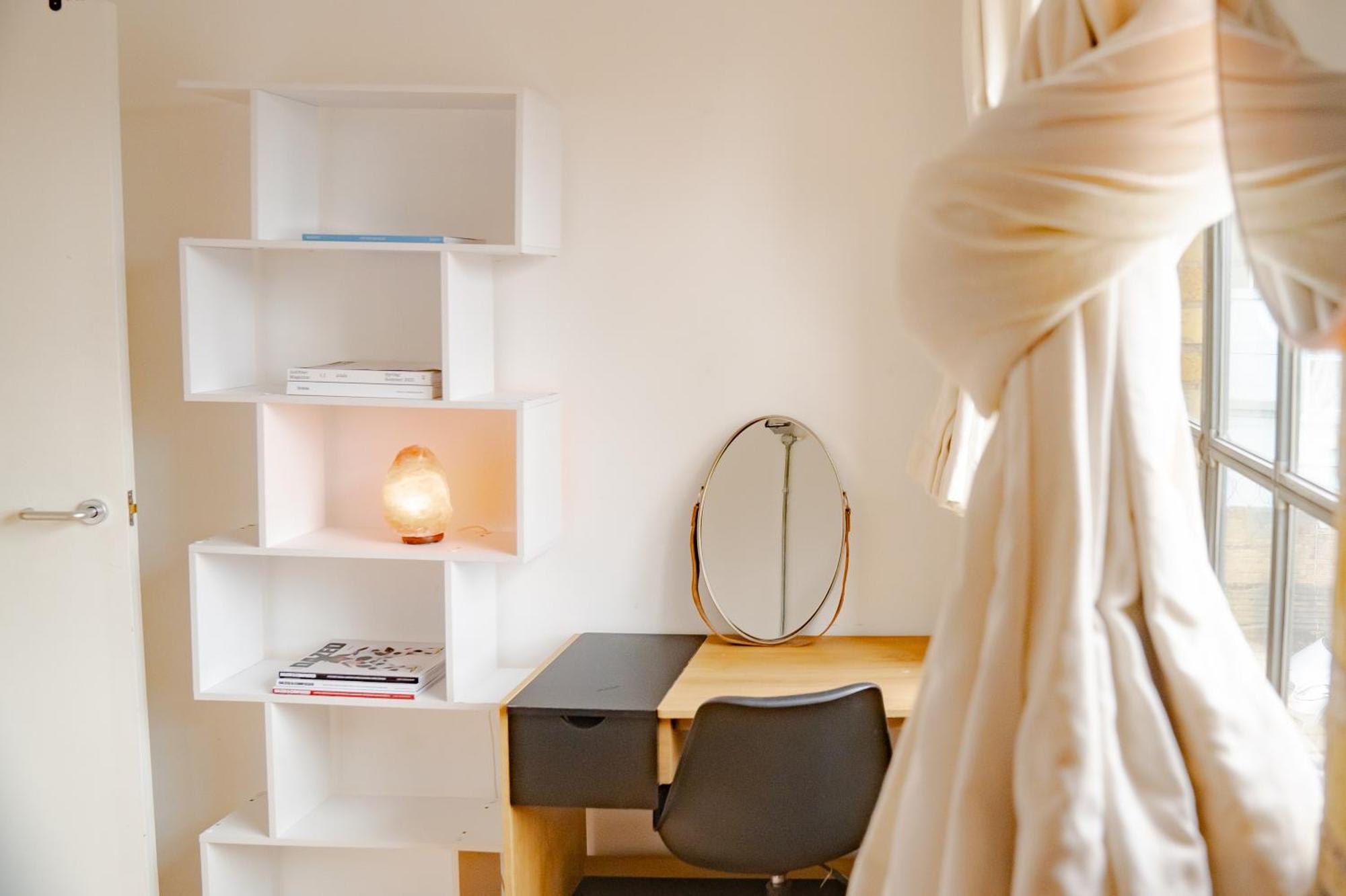 Loft Style Apartment Near O2, Abba Voyage, Excel Londres Extérieur photo