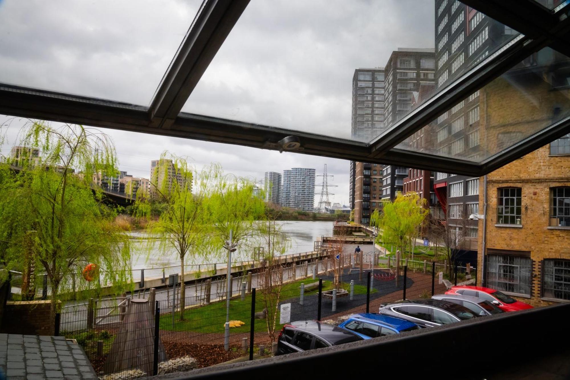Loft Style Apartment Near O2, Abba Voyage, Excel Londres Extérieur photo